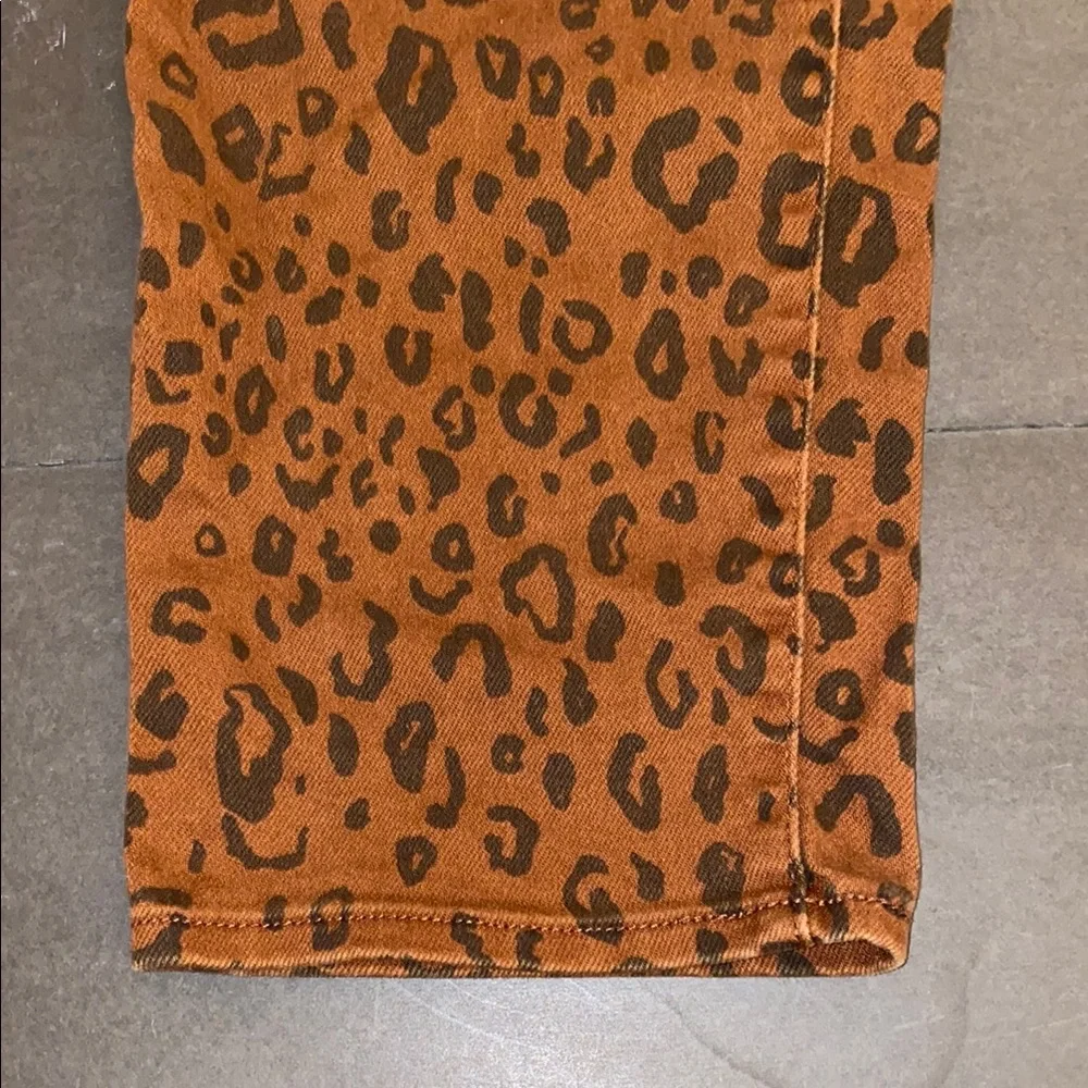 Universal Thread Womens 0/25R Vintsge Straight Leg Jeans Brown Leopard - Picture 9 of 14